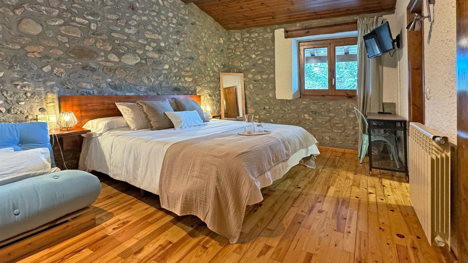 Hotel Cal rei de Talló Bellver de Cerdanya 2*,  España